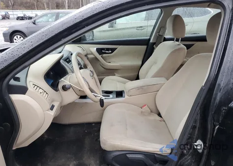 2015 Nissan Altima 2.5 from USA, damaged, VIN 1N4AL3AP4FN300974